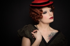 Amanda-and-her-finger-waves..